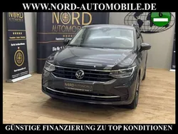 Grau Gebraucht 2022 VW Tiguan Life SUV | 23.700 € (Guter Preis)
