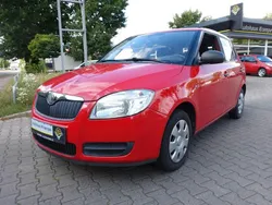 Rot Gebraucht 2009 Skoda Fabia Classic Limousine | 980 € (Superpreis)