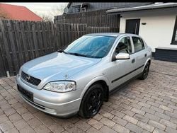 Silber Gebraucht 2001 Opel Astra Limousine | 800 € (Guter Preis)