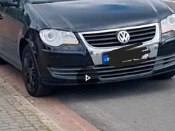 Schwarz Gebraucht 2007 VW Touran Van / Kleinbus | 2.800 € (Fairer Preis)