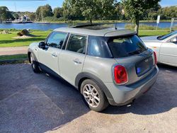 Grau Gebraucht 2017 Mini ONE Kleinwagen | 14.500 € (Fairer Preis)