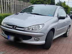Silber Gebraucht 2005 Peugeot 206 CC Cabrio | 2.700 € (Teuer)