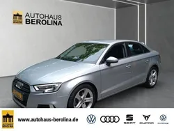 Florettsilber metallic Gebraucht 2018 Audi A3 Sport Limousine | 16.444 € (Fairer Preis)