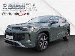 Grün Neu 2025 VW Tayron IQ Drive SUV | 49.980 € (Teuer)