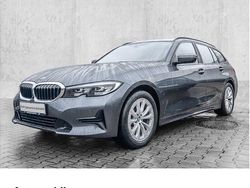 Grau Gebraucht 2021 BMW 318 Advantage Kombi | 24.440 € (Fairer Preis)