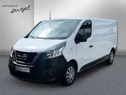 Grau Gebraucht 2022 Nissan NV300 360º Van | 31.980 € (Guter Preis)