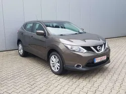 Braun Gebraucht 2015 Nissan Qashqai SUV | 10.499 € (Fairer Preis)