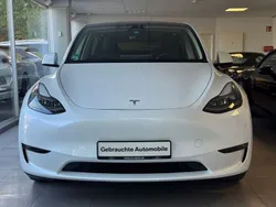 Weiß Gebraucht 2022 Tesla Model Y Performance SUV | 37.470 € (Guter Preis)
