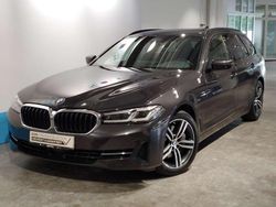 Grau Gebraucht 2020 BMW 530 Performance Limousine | 37.390 € (Fairer Preis)