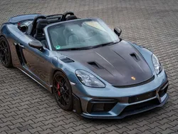 Grau Gebraucht 2024 Porsche 718 Boxster Cabrio | 169.900 €