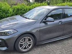 Grau Gebraucht 2020 BMW 118 M Sport Kleinwagen | 19.850 € (Guter Preis)