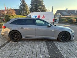 Grau Gebraucht 2020 Audi RS4 Sport Kombi | 60.500 € (Teuer)