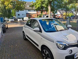 Weiß Gebraucht 2015 Renault Twingo Experience Kleinwagen | 4.600 € (Fairer Preis)