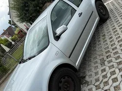 Silber Gebraucht 2003 VW Golf IV Kleinwagen | 1.200 € (Fairer Preis)