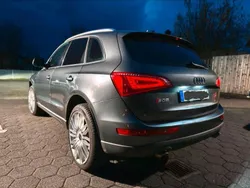 Grau Gebraucht 2010 Audi Q5 S-Line SUV | 10.800 € (Fairer Preis)