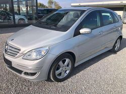 Silber Gebraucht 2006 Mercedes B200 Van / Kleinbus | 5.750 € (Etwas zu teuer)