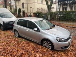 Silber Gebraucht 2011 VW Golf VI Limousine | 7.400 € (Fairer Preis)