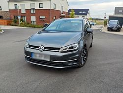 Silber Gebraucht 2019 VW Golf VII IQ Drive Kombi | 16.799 € (Guter Preis)