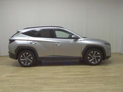 Silber Gebraucht 2022 Hyundai Tucson Trend SUV | 23.480 € (Guter Preis)