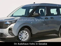 Silber Gebraucht 2025 Ford Tourneo Courier Trend Van / Kleinbus | 25.470 € (Fairer Preis)