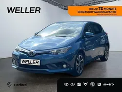 Blau Gebraucht 2016 Toyota Auris Design Limousine | 13.580 € (Fairer Preis)