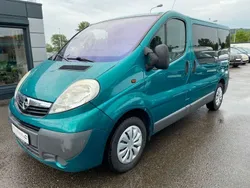Grün Gebraucht 2006 Opel Vivaro Van | 4.950 € (Teuer)
