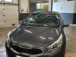 Gebraucht 2012 Kia Ceed Kleinwagen | 8.800 € (Fairer Preis)