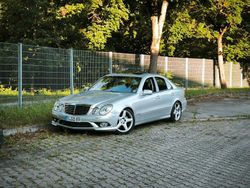 Silber Gebraucht 2006 Mercedes E350 AMG Limousine | 8.799 € (Guter Preis)