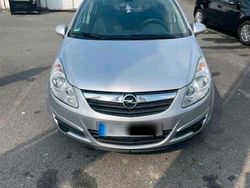 Silber Gebraucht 2010 Opel Corsa Color Edition Kleinwagen | 3.300 € (Fairer Preis)