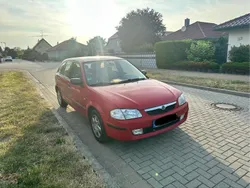 Rot Gebraucht 1998 Mazda 323F Kleinwagen | 2.500 €