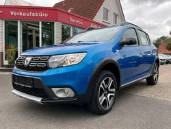 Blau Gebraucht 2018 Dacia Sandero Stepway Kleinwagen | 11.900 € (Fairer Preis)