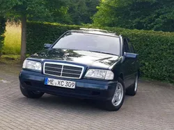 Blau Gebraucht 1996 Mercedes C230 Classic Limousine | 3.699 € (Superpreis)