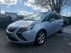 Blau Gebraucht 2016 Opel Zafira Tourer Innovation Van / Kleinbus | 7.999 € (Guter Preis)