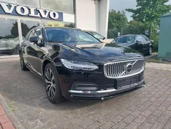 Onyx black / metallic Gebraucht 2024 Volvo V90 Plus Kombi | 42.900 € (Superpreis)