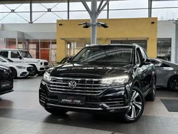 Deep black perleffekt Gebraucht 2019 VW Touareg Atmosphere SUV | 42.899 € (Guter Preis)
