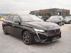 Schwarz Gebraucht 2022 Peugeot 308 Allure Limousine | 14.890 €