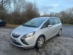 Grau Gebraucht 2016 Opel Zafira Tourer Van / Kleinbus | 3.300 € (Superpreis)