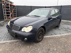 Blau Gebraucht 2004 Mercedes C200 Kombi | 800 € (Fairer Preis)