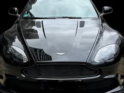 Jet black Gebraucht 2017 Aston Martin V8 Vantage Coupé | 159.000 €