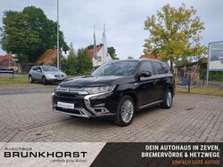 Rubinschwarz (x40) Gebraucht 2020 Mitsubishi Outlander P-HEV Top SUV | 21.490 € (Fairer Preis)