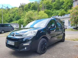 Schwarz Gebraucht 2018 Citroën Berlingo Shine Van / Kleinbus | 13.900 €