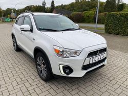 Weiß Gebraucht 2016 Mitsubishi ASX Diamant Edition SUV | 7.950 € (Superpreis)