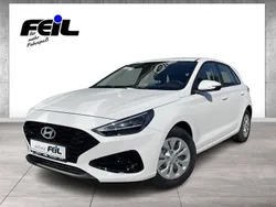 Atlas white / sol Neu 2025 Hyundai i30 Advantage Limousine | 19.630 € (Guter Preis)
