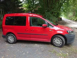 Rot Gebraucht 2020 VW Caddy Van / Kleinbus | 17.500 € (Etwas zu teuer)
