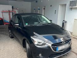 Schwarz Gebraucht 2015 Mazda 2 Kleinwagen | 8.400 € (Fairer Preis)