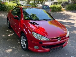 Rot Gebraucht 2004 Peugeot 206 CC Cabrio | 2.600 € (Fairer Preis)