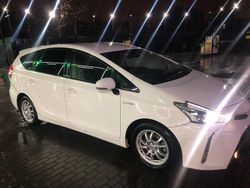 Weiß Gebraucht 2018 Toyota Prius+ Plus Van / Kleinbus | 10.500 €