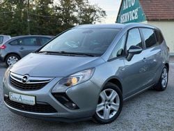 Grau Gebraucht 2014 Opel Zafira Tourer Edition Van / Kleinbus | 8.250 € (Fairer Preis)