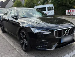 Schwarz Gebraucht 2018 Volvo V90 R-Design Kombi | 39.999 €