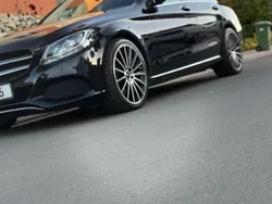 Schwarz Gebraucht 2018 Mercedes C220 Avantgarde Limousine | 22.000 € (Fairer Preis)